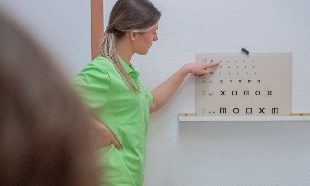 Kinderärzte-Tauberbischofsheim-Sehtest-1 Kinderärzte-Tauberbischofsheim-Sehtest-1